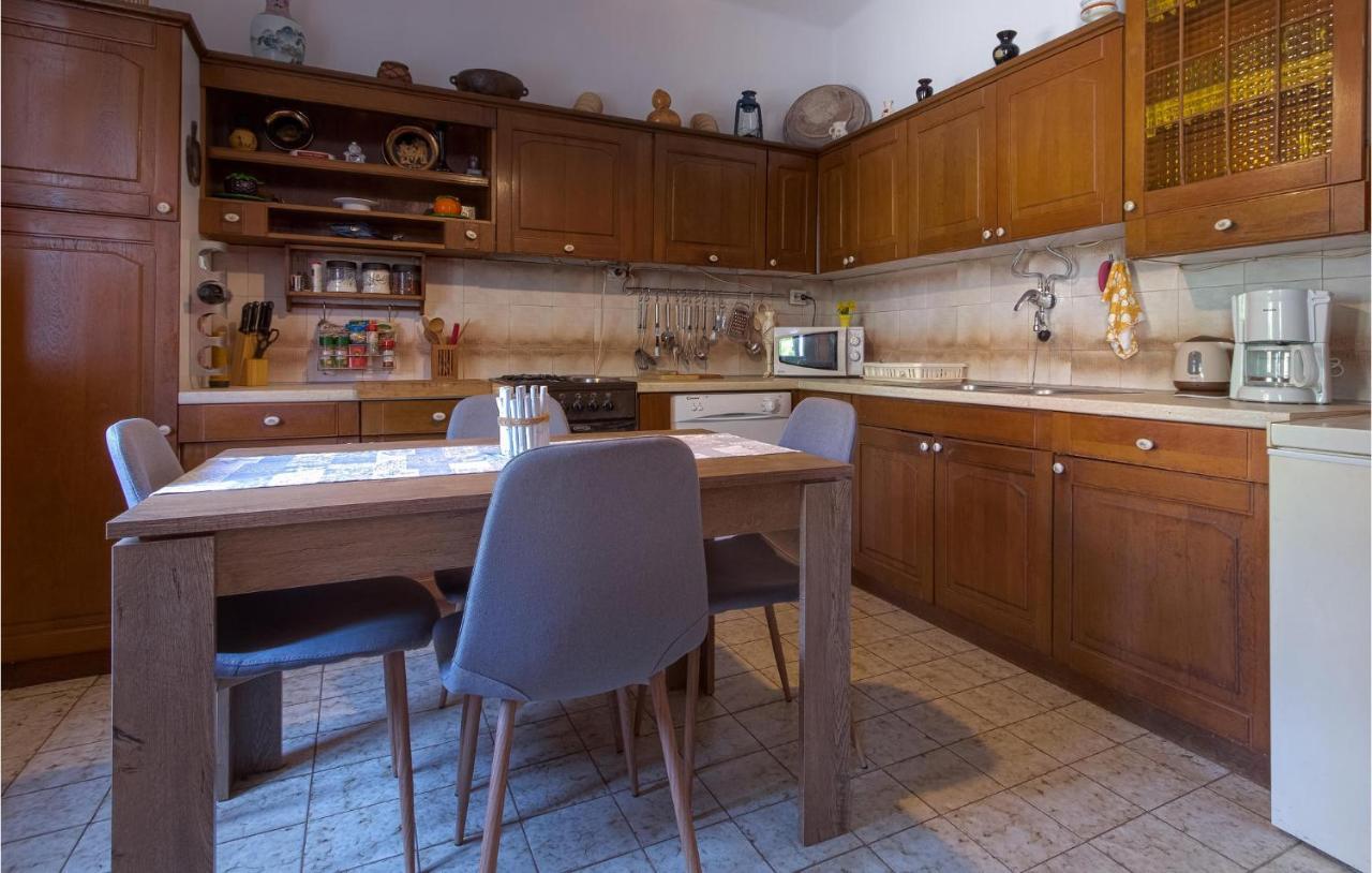 Awesome Home In Zaglav With Wifi 외부 사진