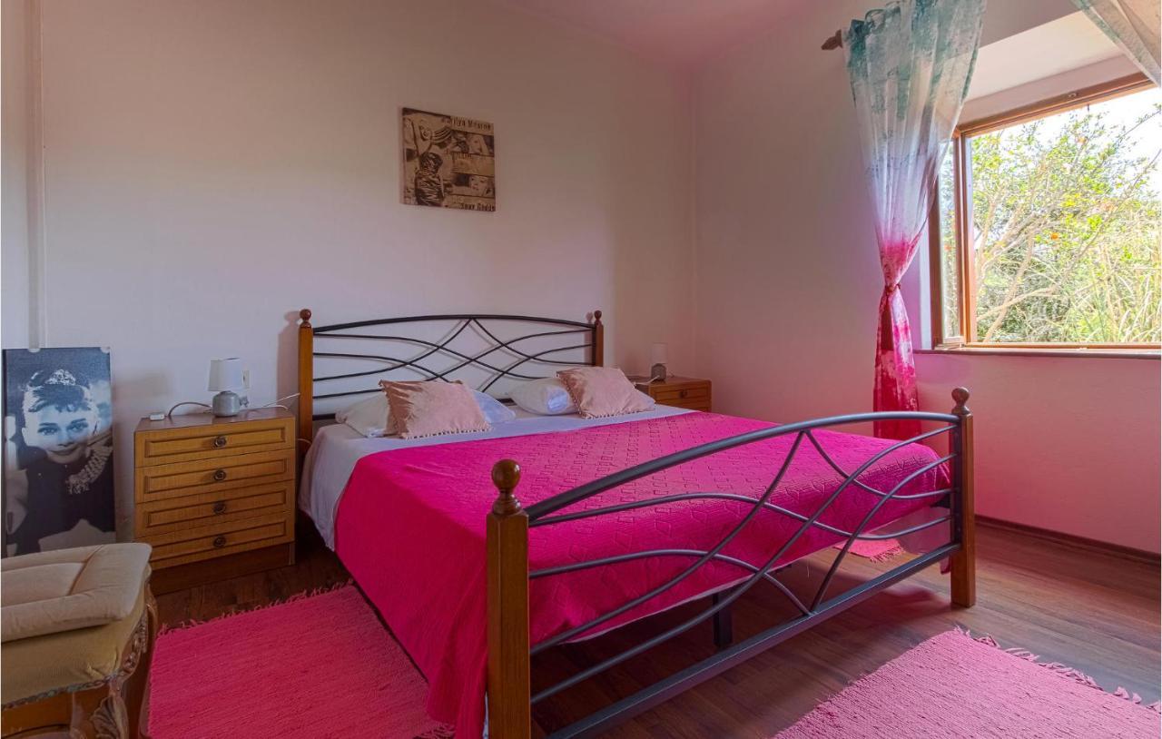 Awesome Home In Zaglav With Wifi 외부 사진