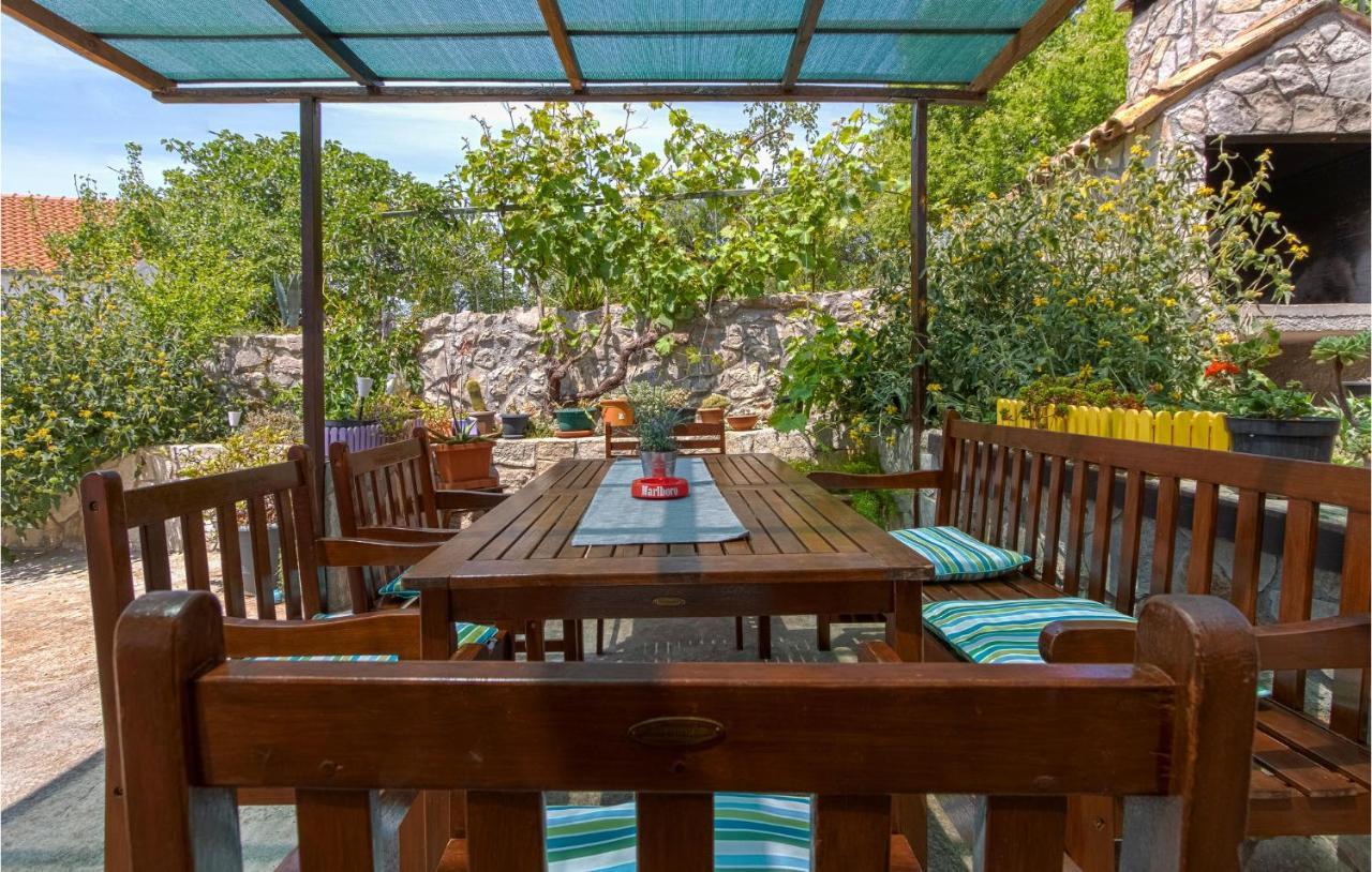 Awesome Home In Zaglav With Wifi 외부 사진